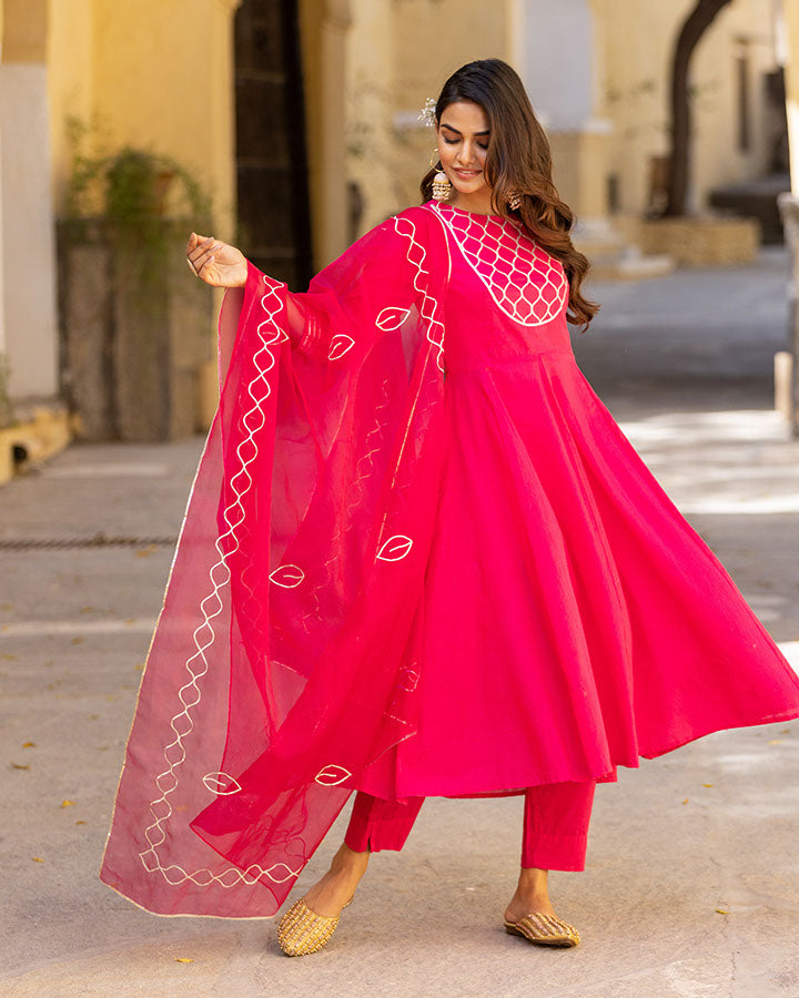 CHANDANI SUIT SET