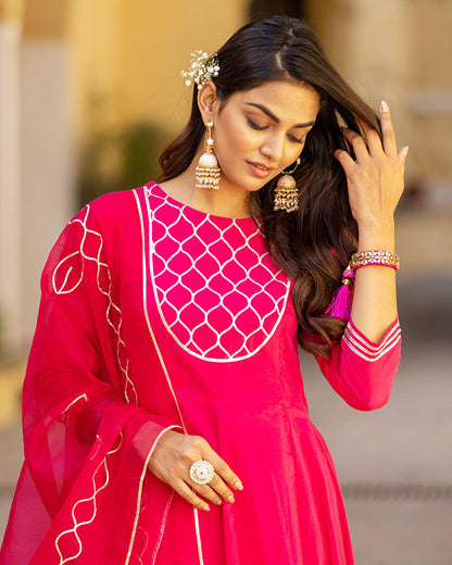 CHANDANI SUIT SET