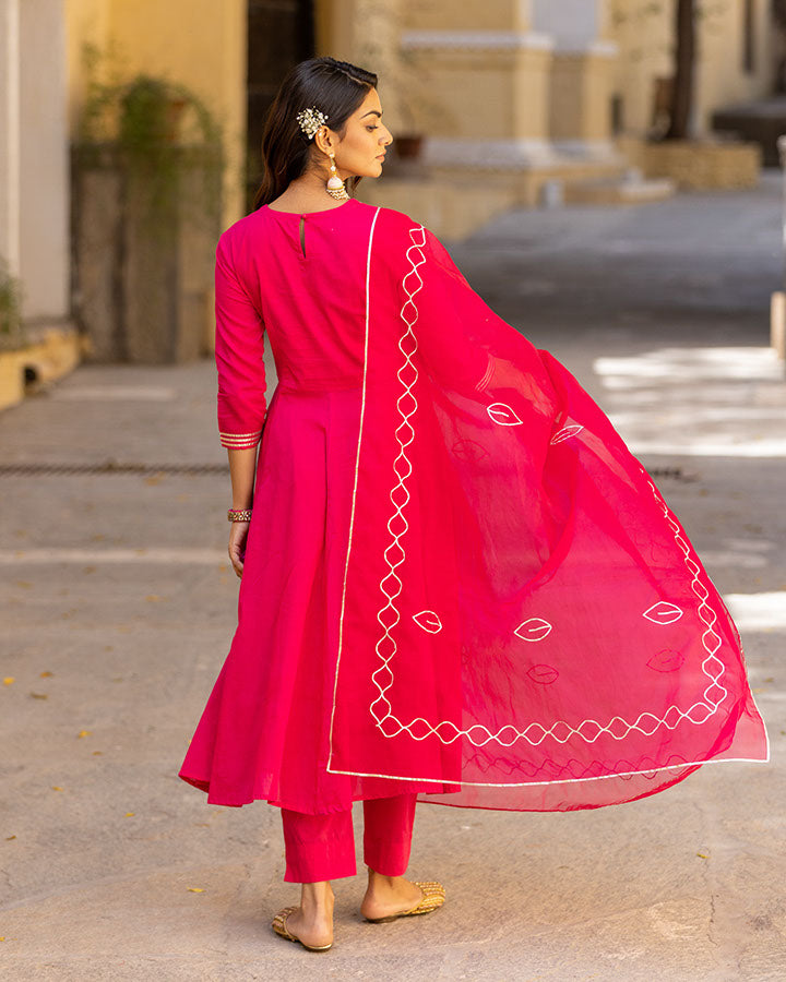 CHANDANI SUIT SET
