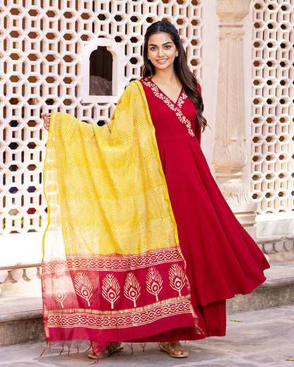 RUHI EMBROIDERED SUIT SET