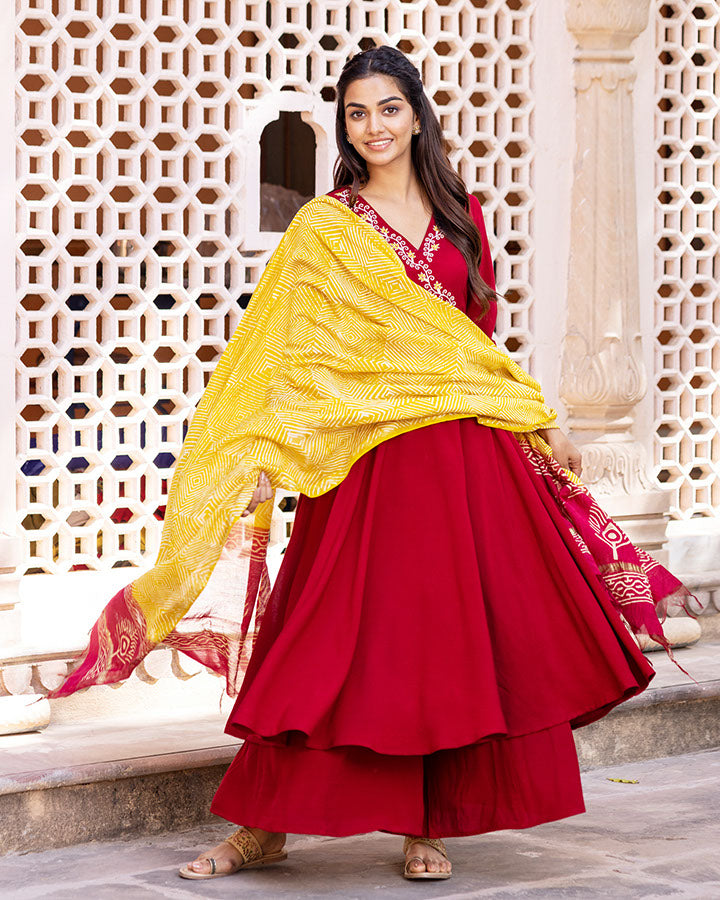 RUHI EMBROIDERED SUIT SET