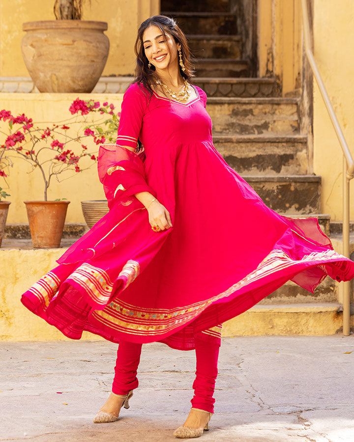 ROSEATE GOTA SUIT SET