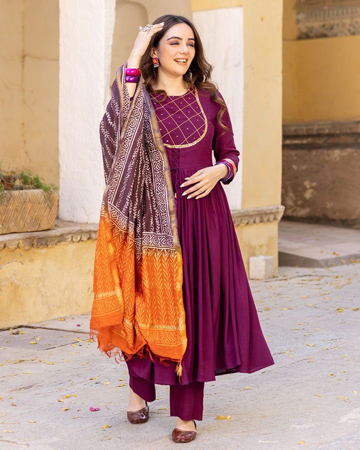RASIN EMBROIDERED SUIT SET
