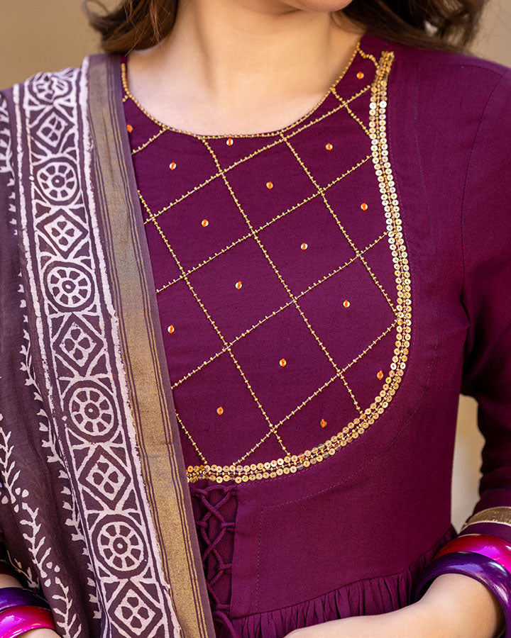 RASIN EMBROIDERED SUIT SET