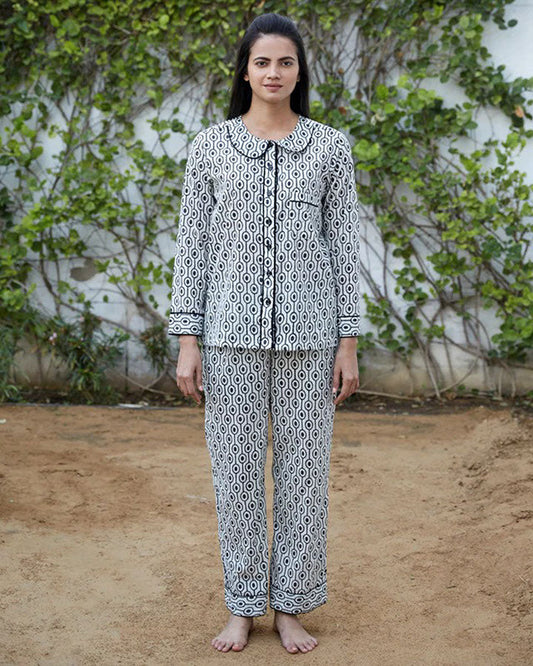 Black/white Cotton Circle Night Suit Set