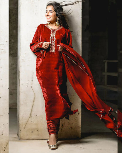 Henna Velvet Suit Set