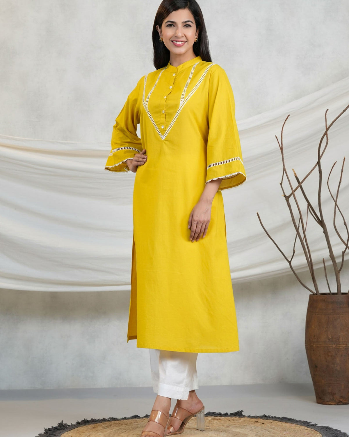 Kanak Kurti