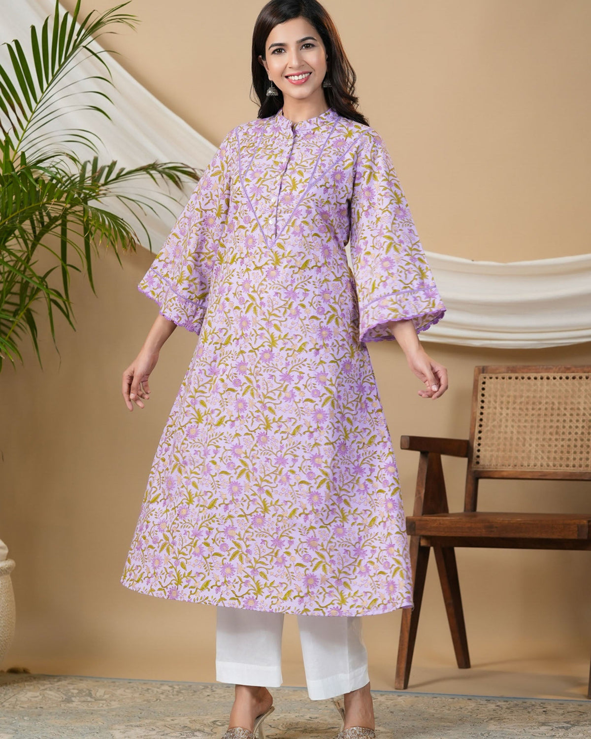 Manorma Kurti