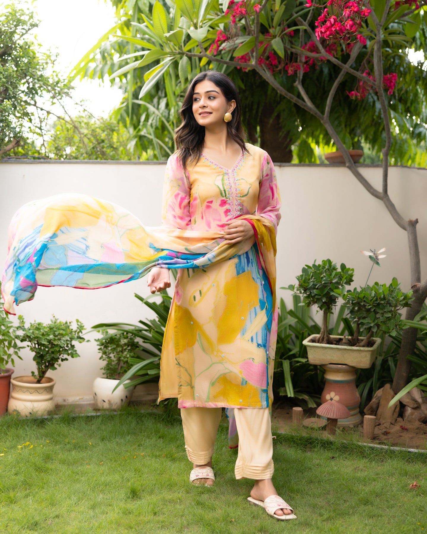 Sunny Yellow Radiance Festive Set