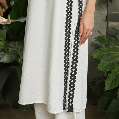 Contrast Swirl Kurta Set