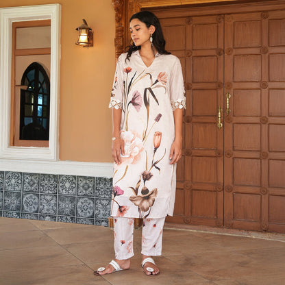 Bloomera Imprint Kurta Set