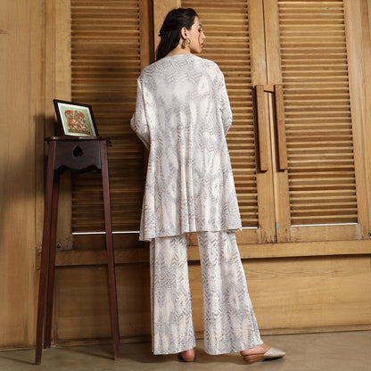 Kaleidoscopic Pleated Kurta Set