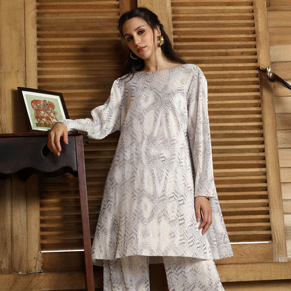 Kaleidoscopic Pleated Kurta Set