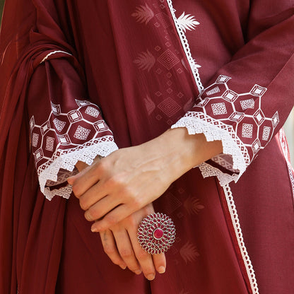 Constrast-Motif Kurta Set
