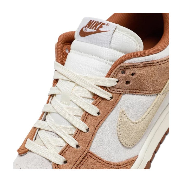 Nike Dunk Low "Medium Curry"