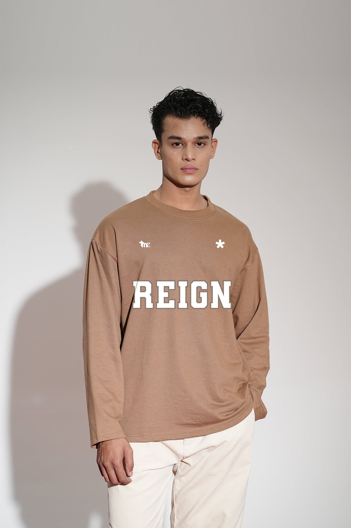 Reign Printed Oversized Beige Sweatshirt Main Character