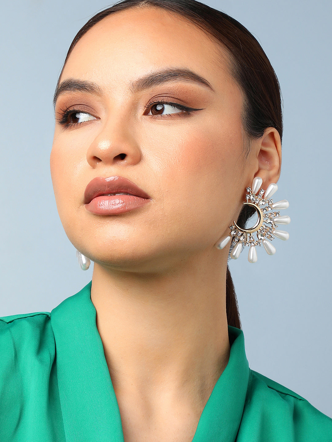 LAYERED PEARL NECKLACE WITH EARRING & RING