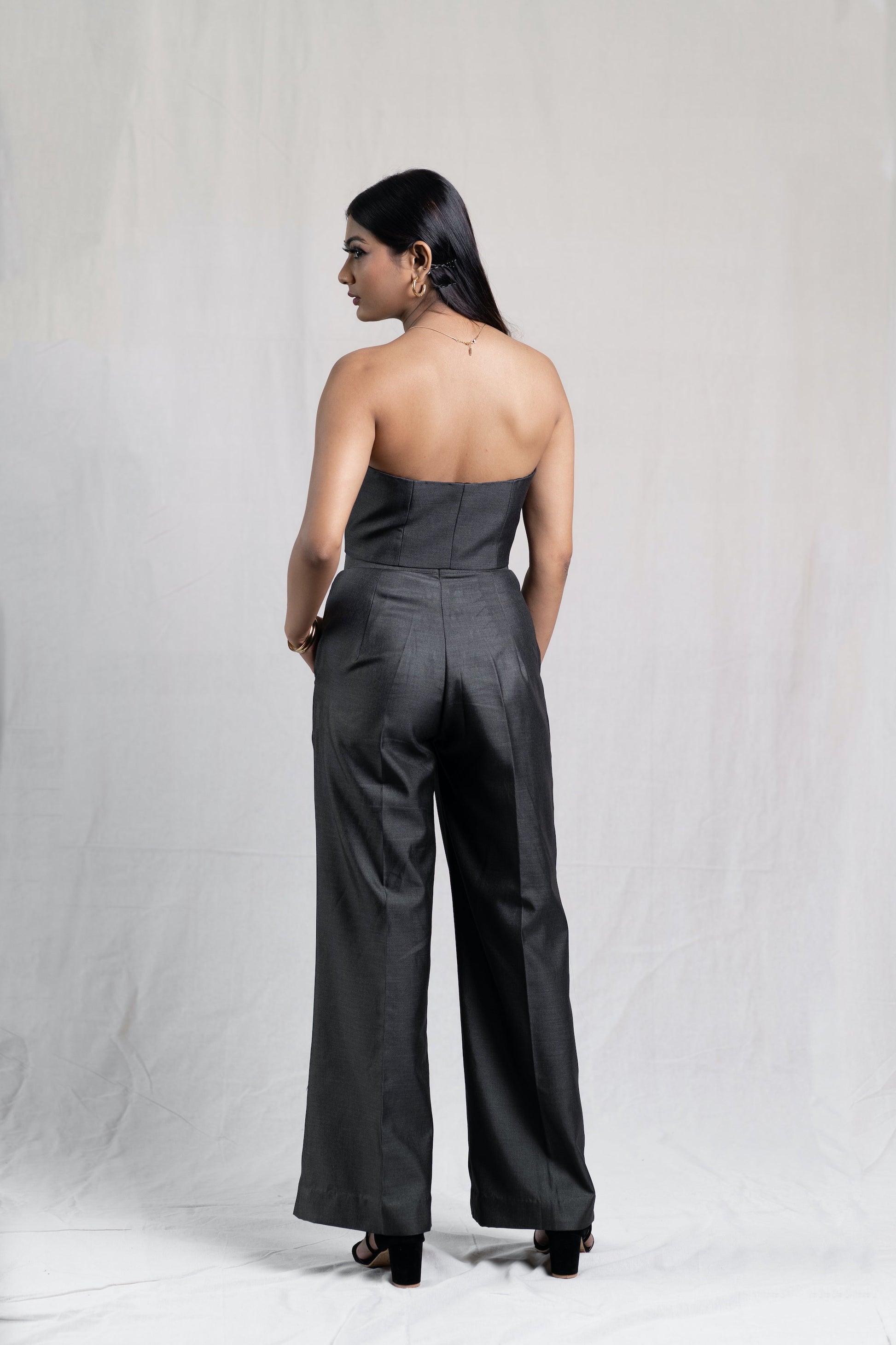 Corset, Back