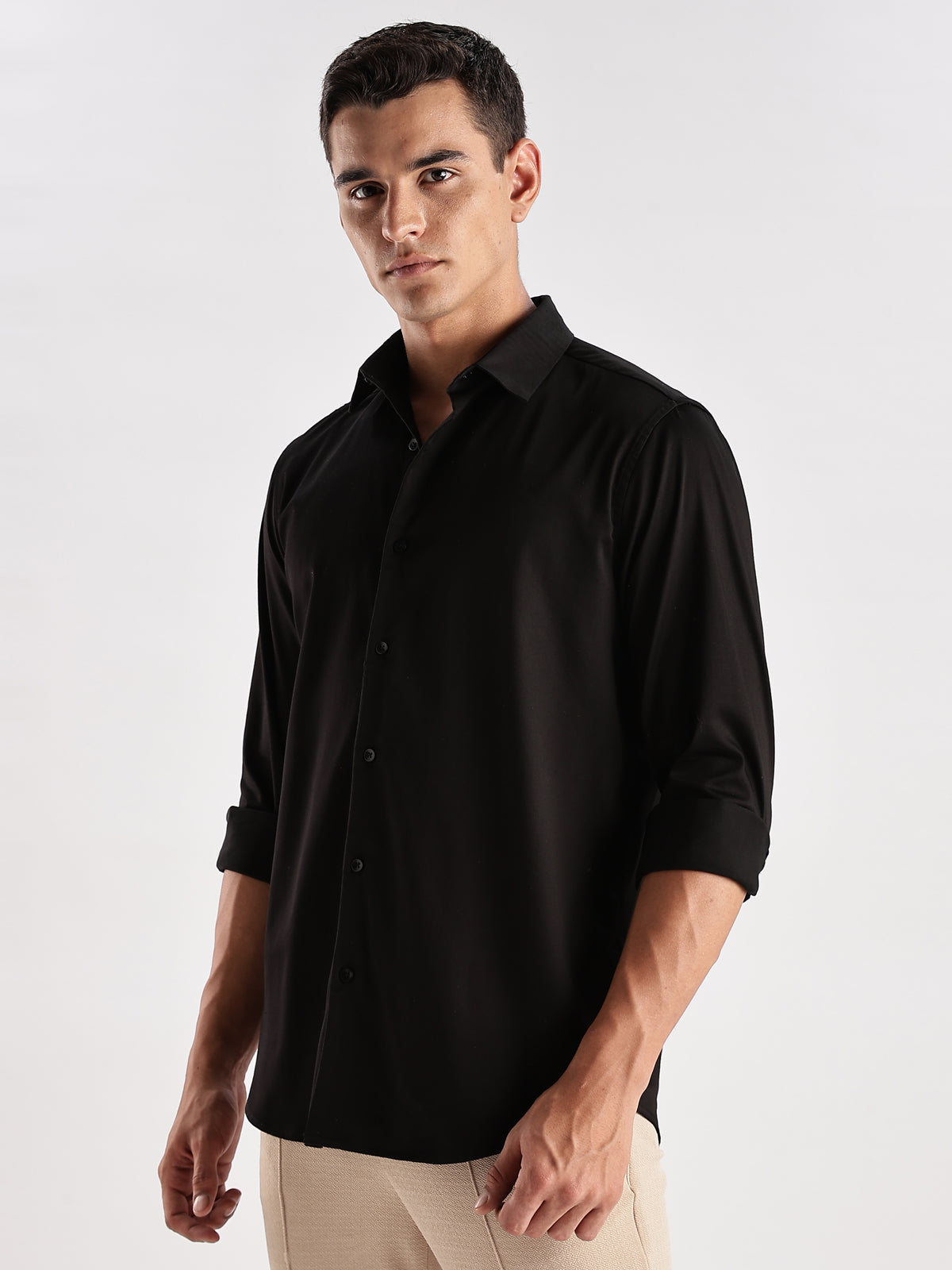 Slim Fit Solid Casual Shirt