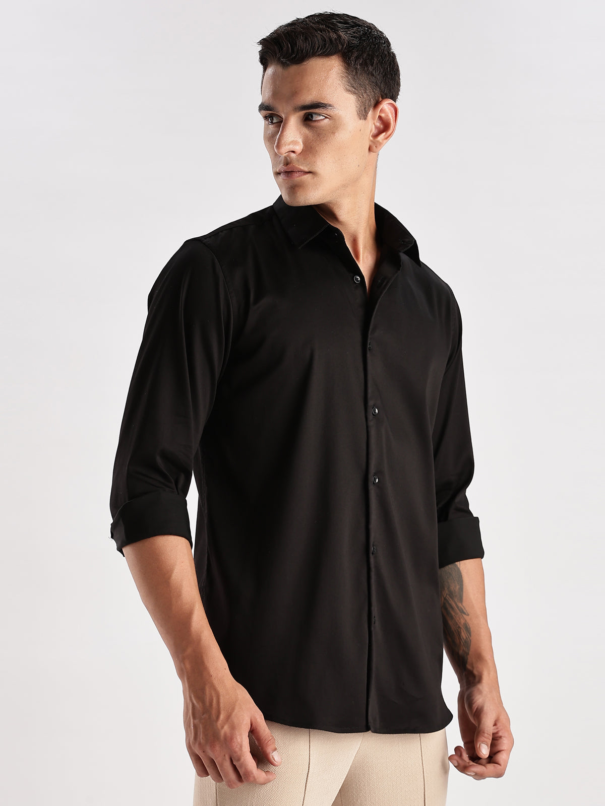 Slim Fit Solid Casual Shirt