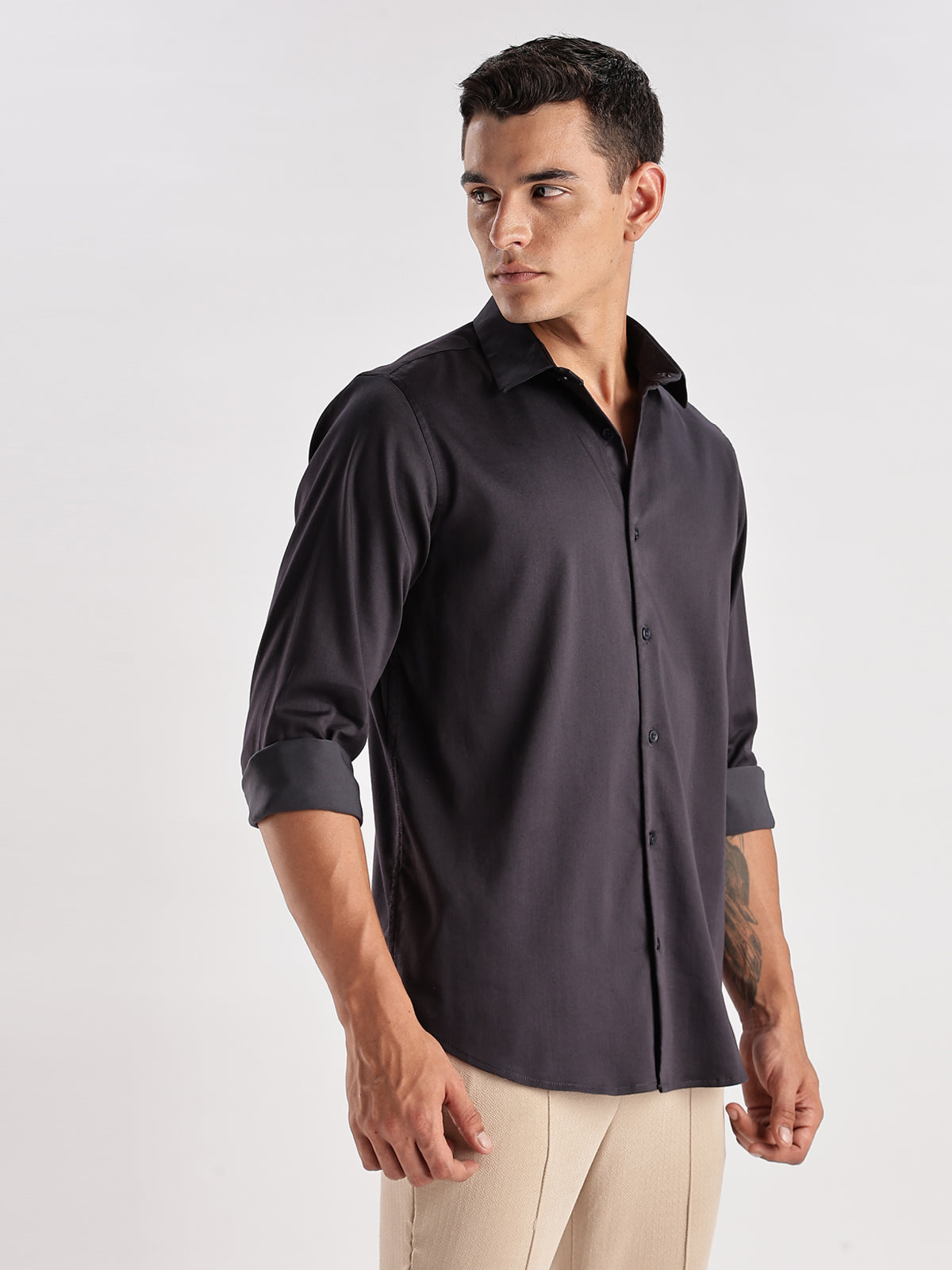 Slim Fit Solid Casual Shirt