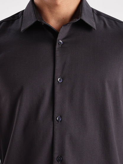Slim Fit Solid Casual Shirt