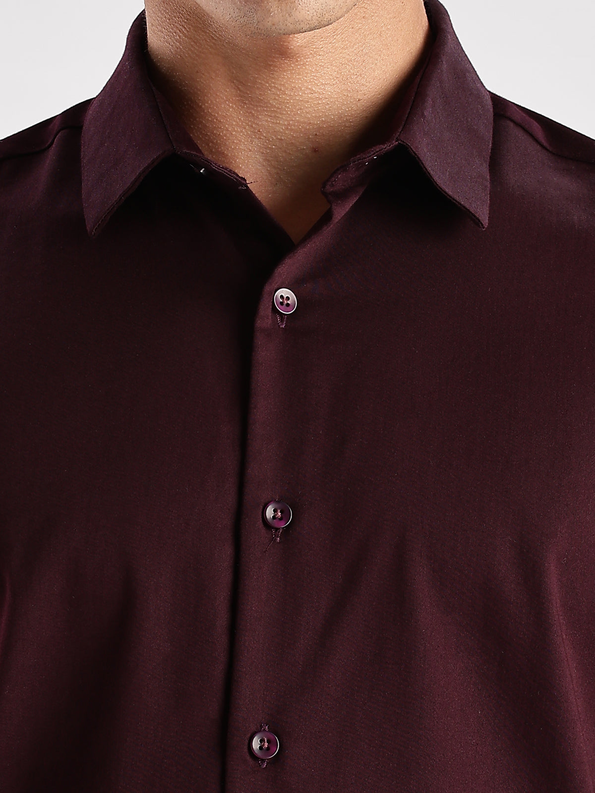 Slim Fit Solid Casual Shirt