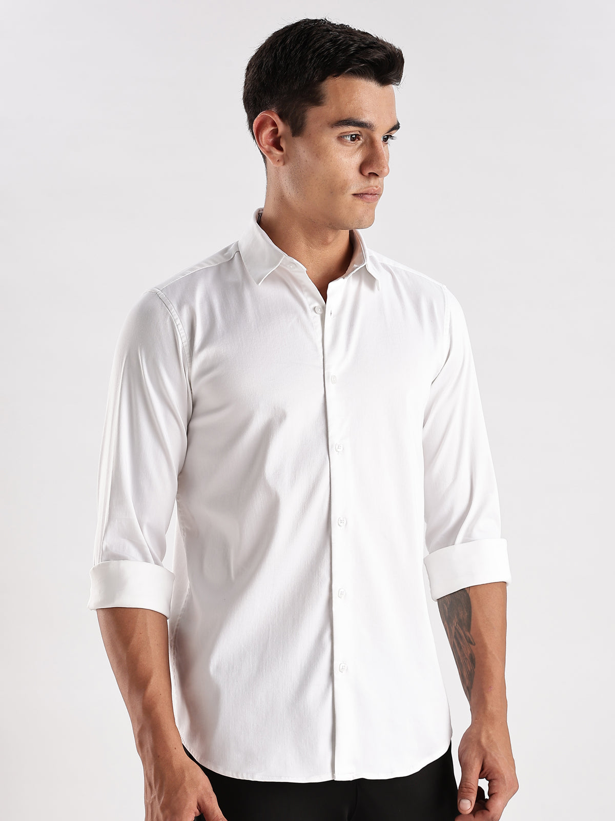 Slim Fit Solid Casual Shirt