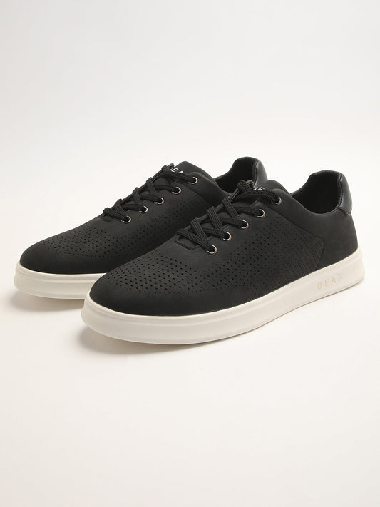 Men's Confident Black Sneakers with Perforated Finish