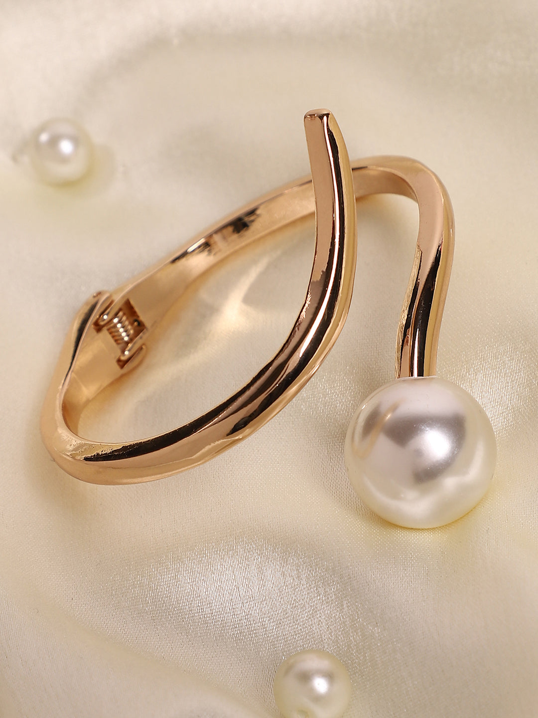 Gold Plated Pearls Casual Bracelet