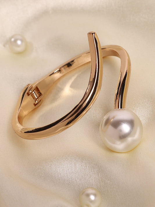 Gold Plated Pearls Casual Bracelet