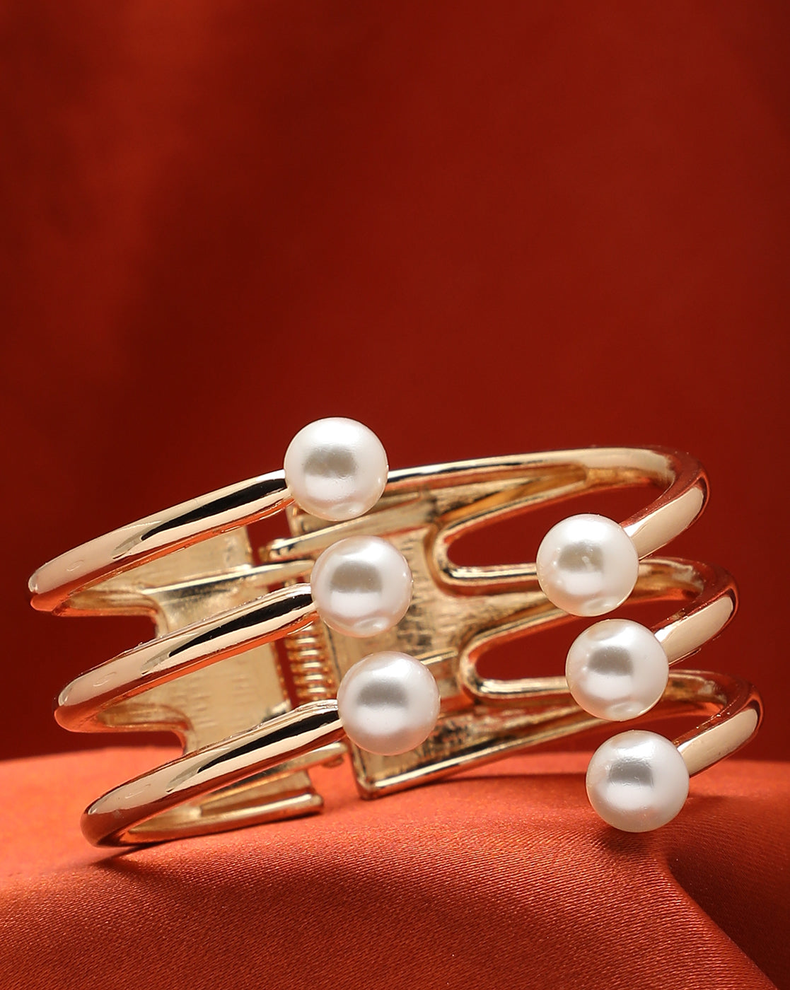 Stacked Pearls