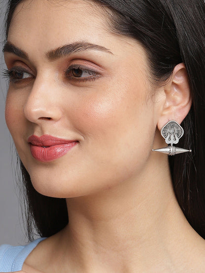Silver plated Contemporary Stud