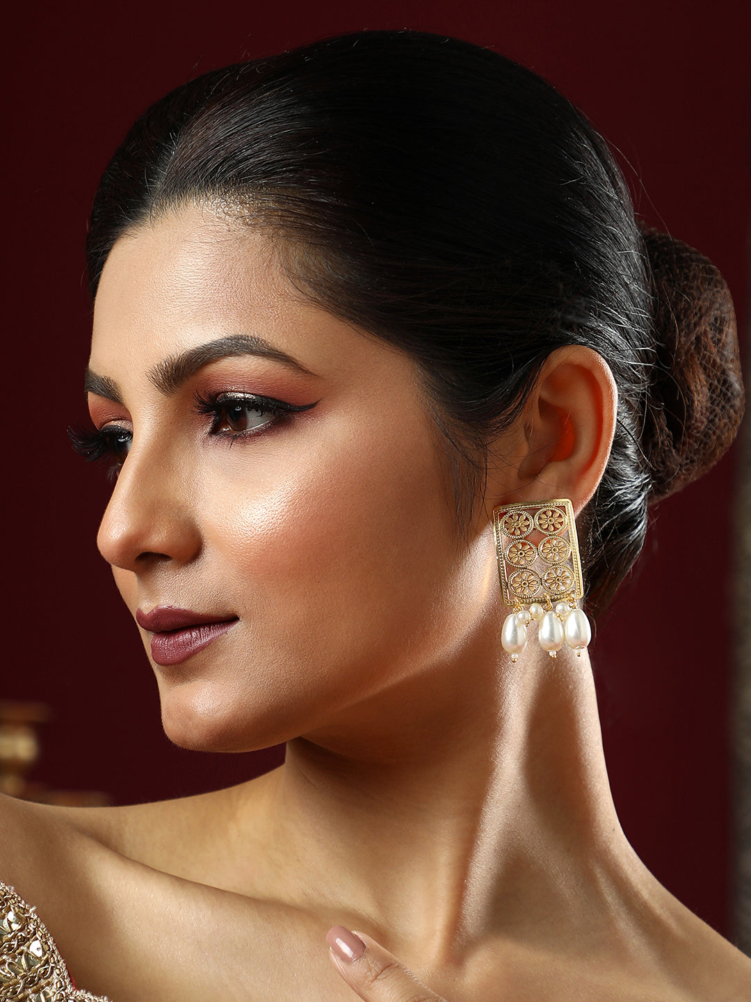 The Nadira Drop Earrings - Antique Gold-SOHEAR1552