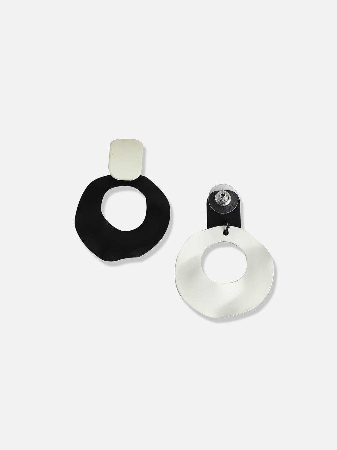 Silver Plated Designer Casual Drop Earring