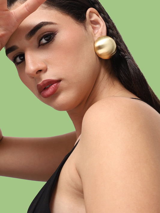 GOLD PLATED CASUAL DESIGNER STUD FOR WOMEN