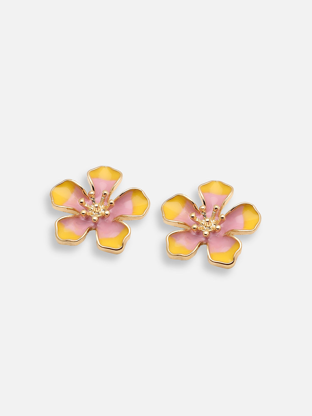 GOLD PLATED CASUAL DESIGNER STUD FOR WOMEN
