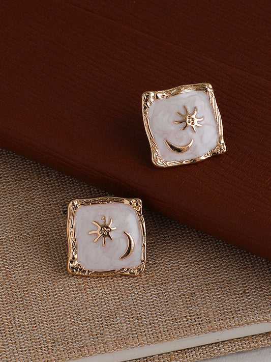 GOLD PLATED PARTY DESIGNER STUD FOR WOMEN