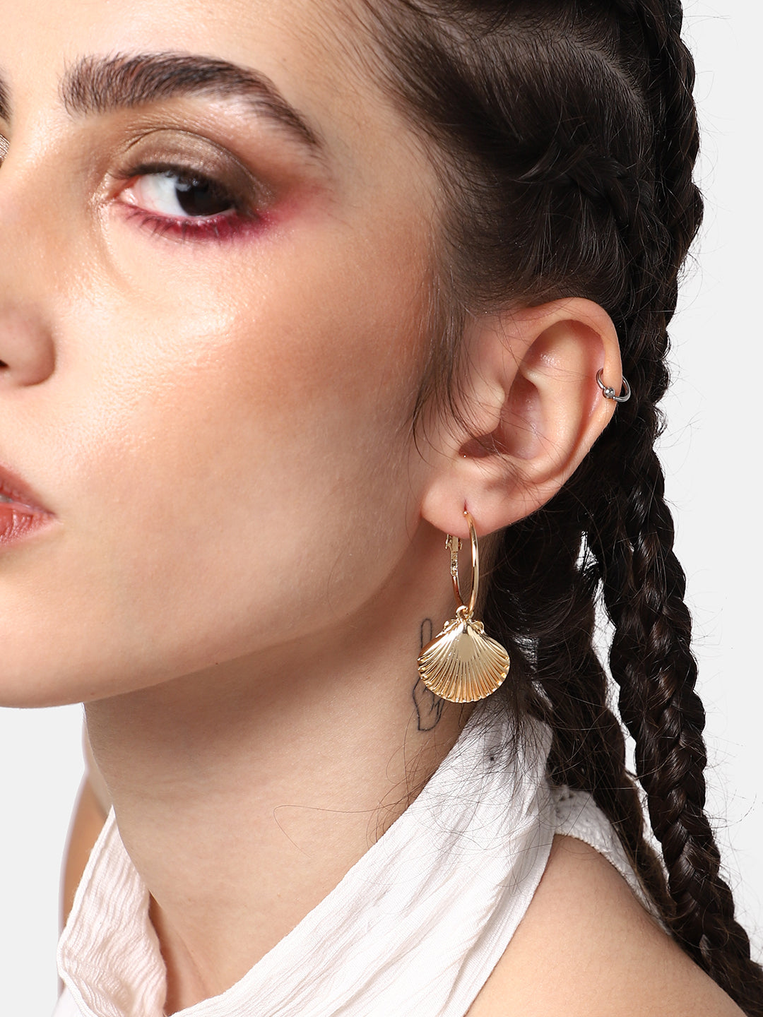 GOLD PLATED CASUAL DESIGNER DROP EARRING FOR WOMEN