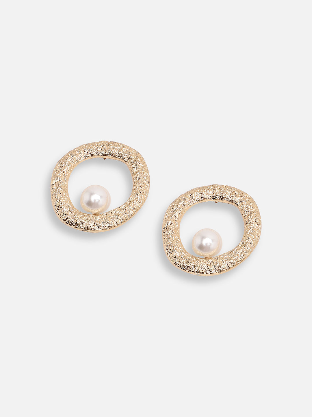 GOLD PLATED CASUAL PEARLS STUD FOR WOMEN