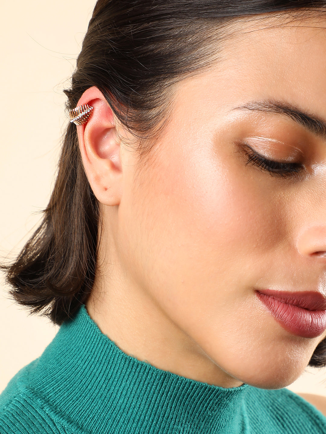 Leaf Luster Cartilage Studs