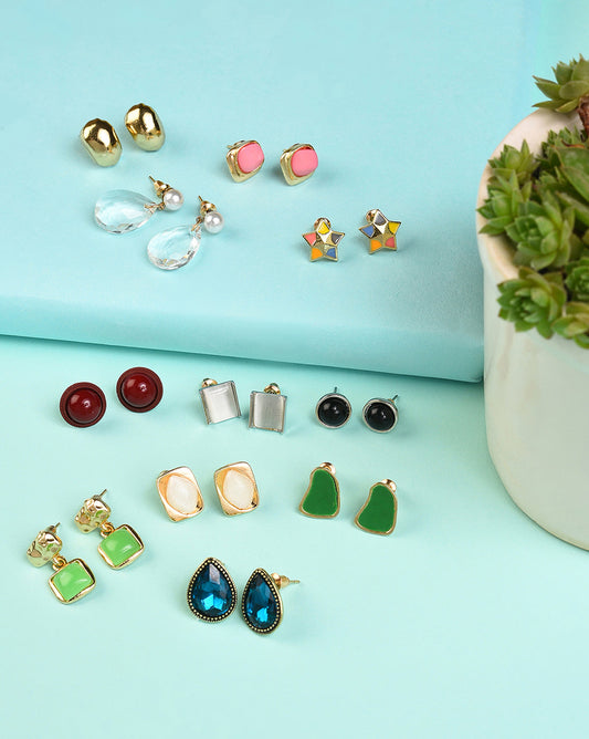 Pack of 22 Gold Plated Designer Stone Stud