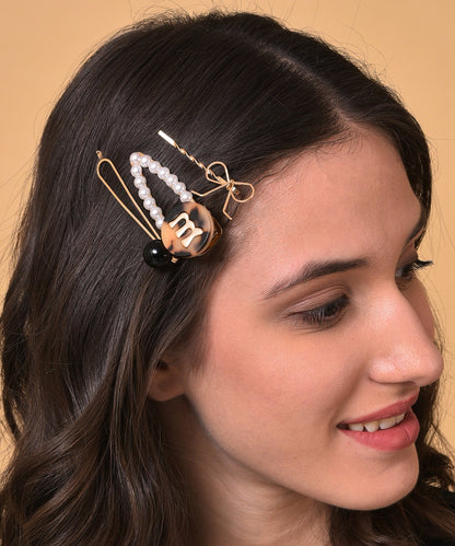 Pack of 3 Gold Plated Pearls Hair Pin