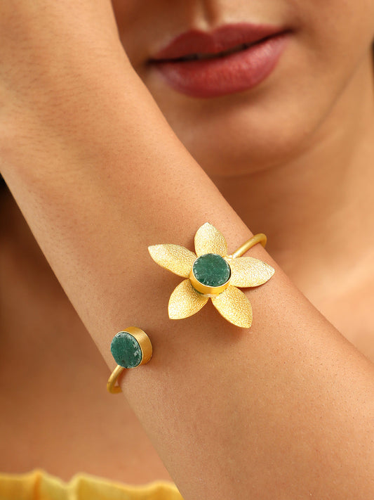 The Flùr Cuff Bracelet - Emerald Green-SOHIBR6250