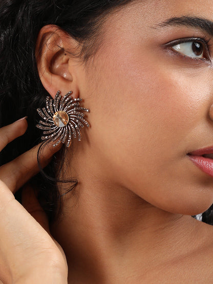 Set Of 2 Gold-Plated Contemporary Stud Earrings