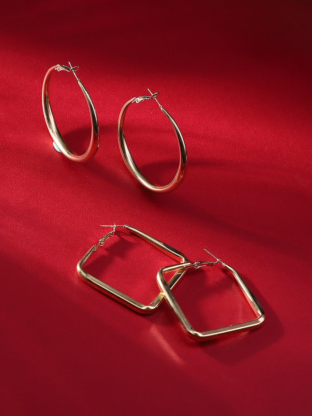 Set of 2 Minimal Hoop Earrings