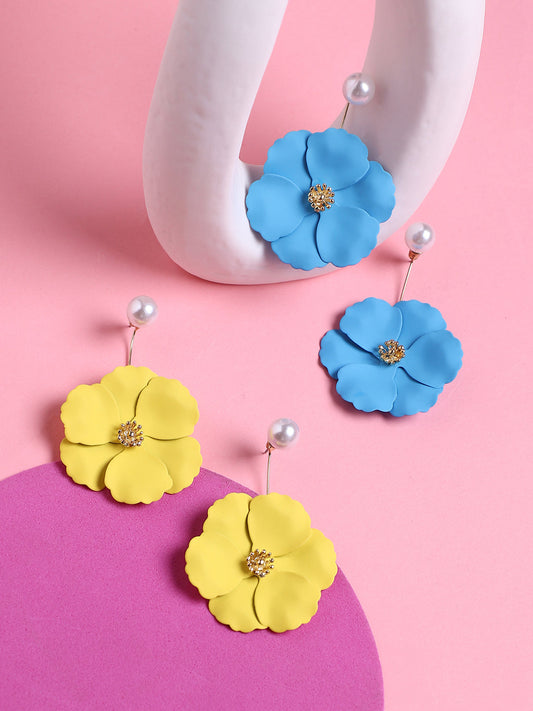 Set Of 2 Gold-Plated Pearls Beaded Floral Drop Earrings
