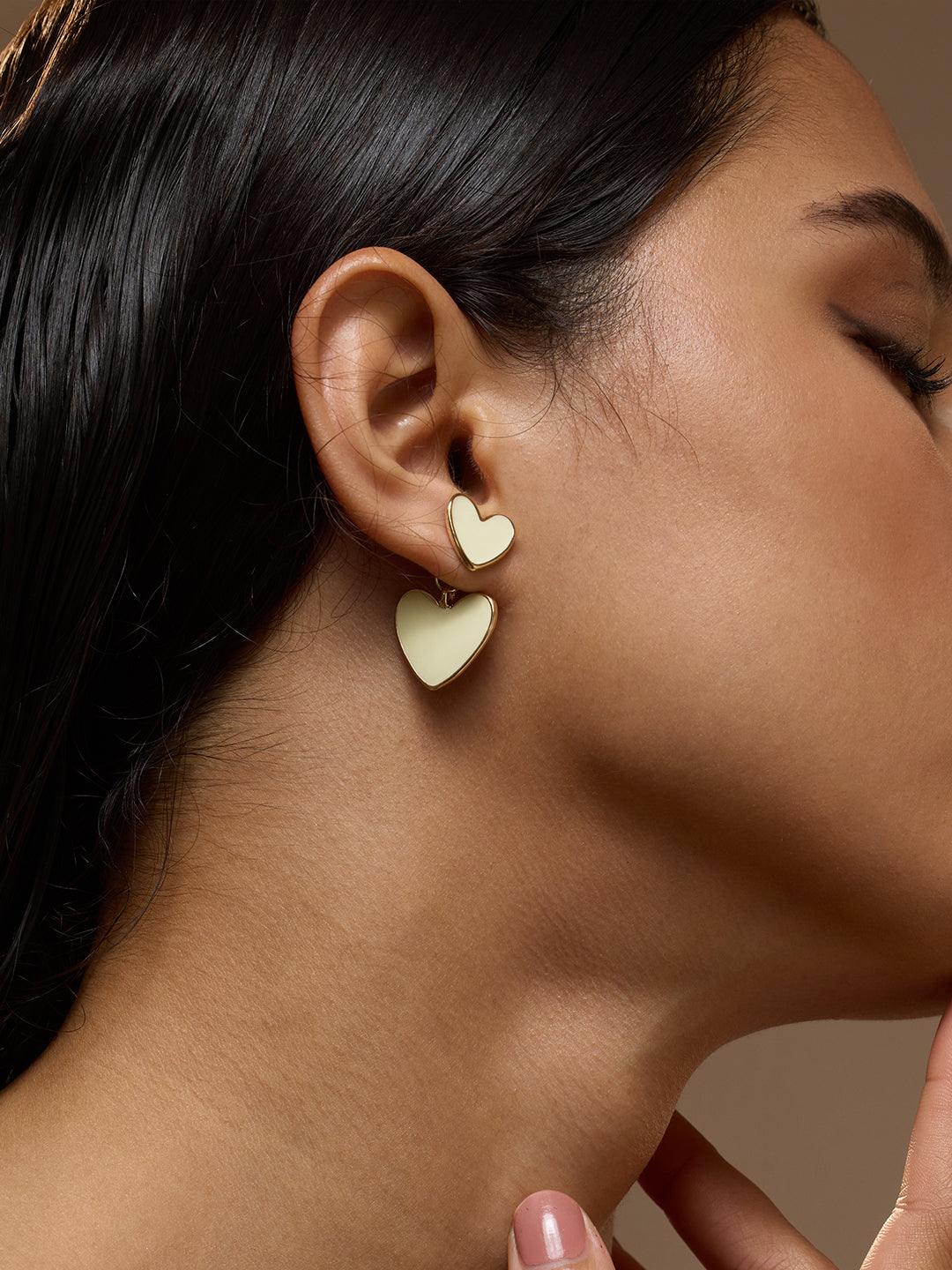 The Cora Drop Earrings - Ivory White-SOHIER6143