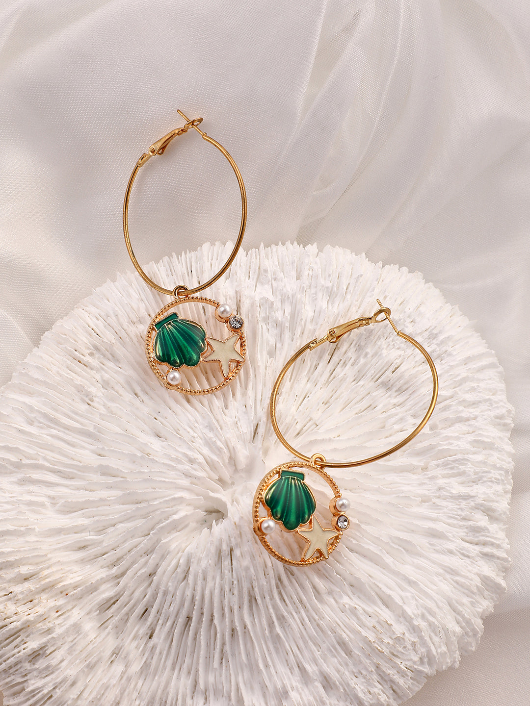 The Under-The-Sea Hoop Earrings - Emerald Green-SOHIER6149