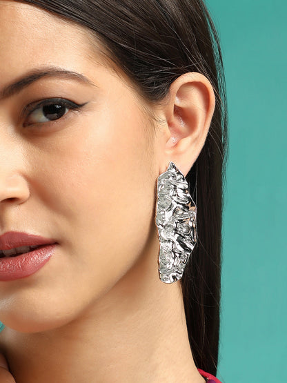 The Foglia Drop Earrings - Metallic Silver-SOHIER6230